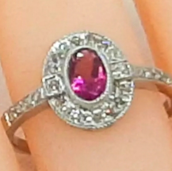 Lovely Antique Rhodolite Garnet and Diamond Ring - Picture 3 of 3
